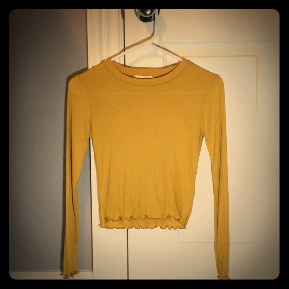Long sleeve crop top, fringe bottom, okra yellow